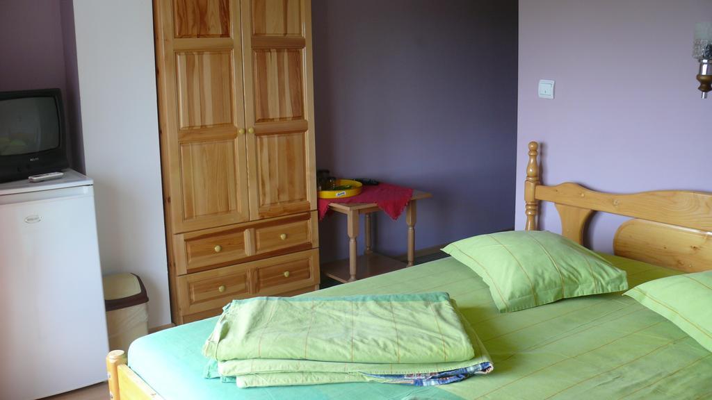 Villa Climate Guest House فارنا الغرفة الصورة