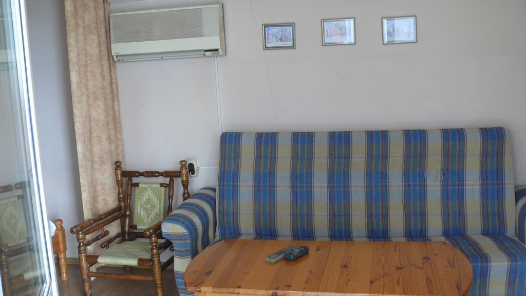 Villa Climate Guest House فارنا الغرفة الصورة