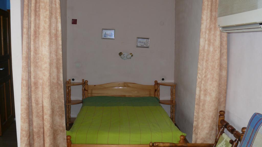 Villa Climate Guest House فارنا الغرفة الصورة