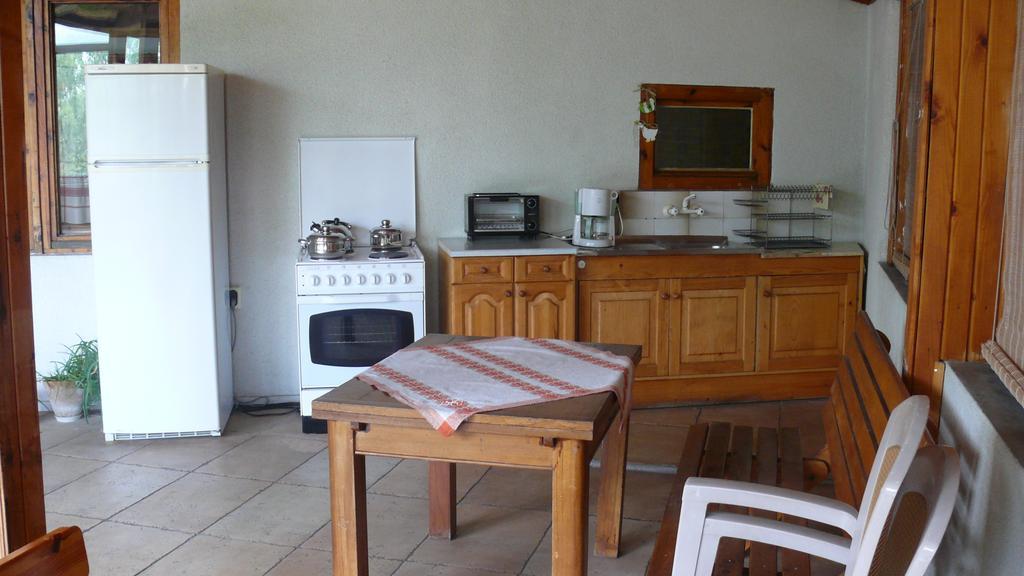 Villa Climate Guest House فارنا الغرفة الصورة