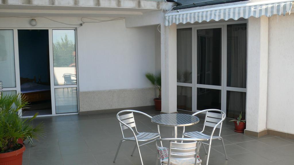 Villa Climate Guest House فارنا الغرفة الصورة