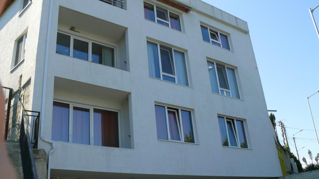 Villa Climate Guest House فارنا المظهر الخارجي الصورة